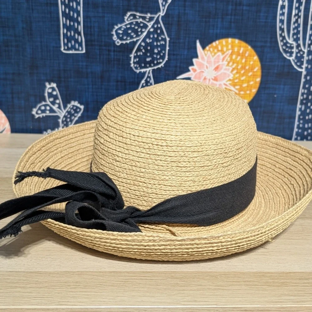 Helen Kaminski Iconic Newport Raffia Braid Hat Beige